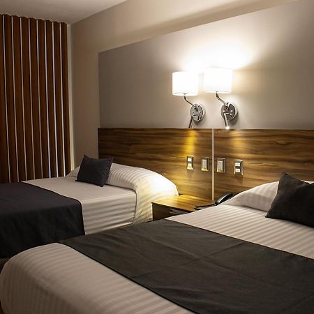 Estanza Hotel & Suites Morelia Extérieur photo