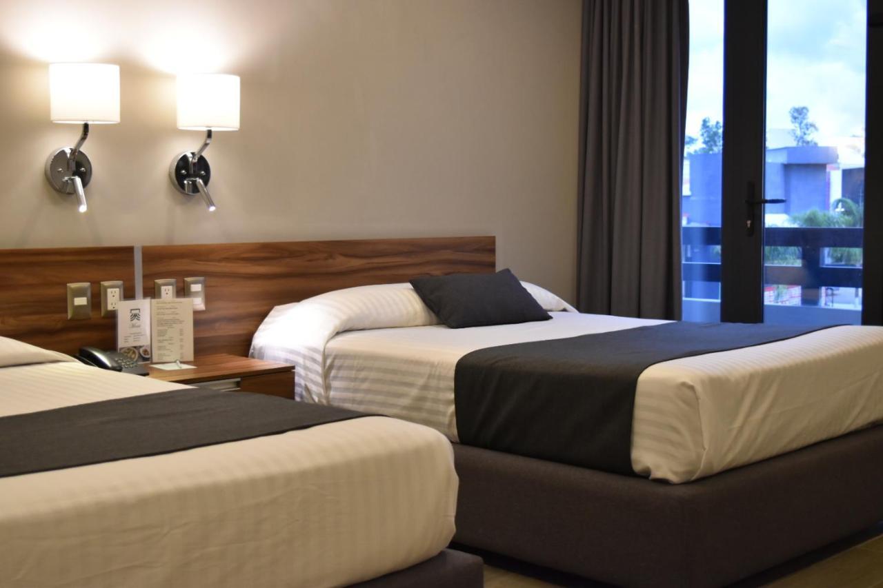 Estanza Hotel & Suites Morelia Extérieur photo