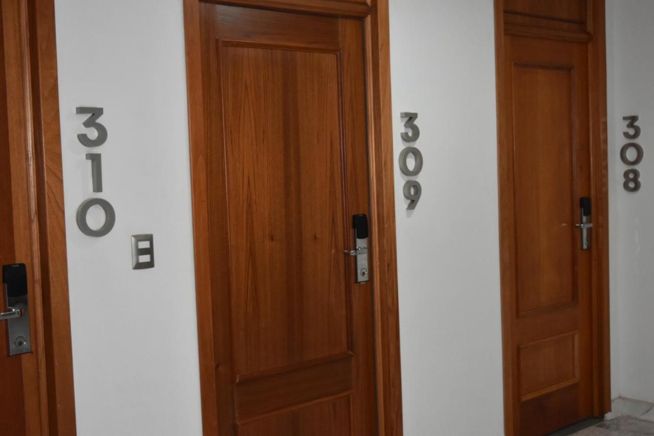 Estanza Hotel & Suites Morelia Extérieur photo