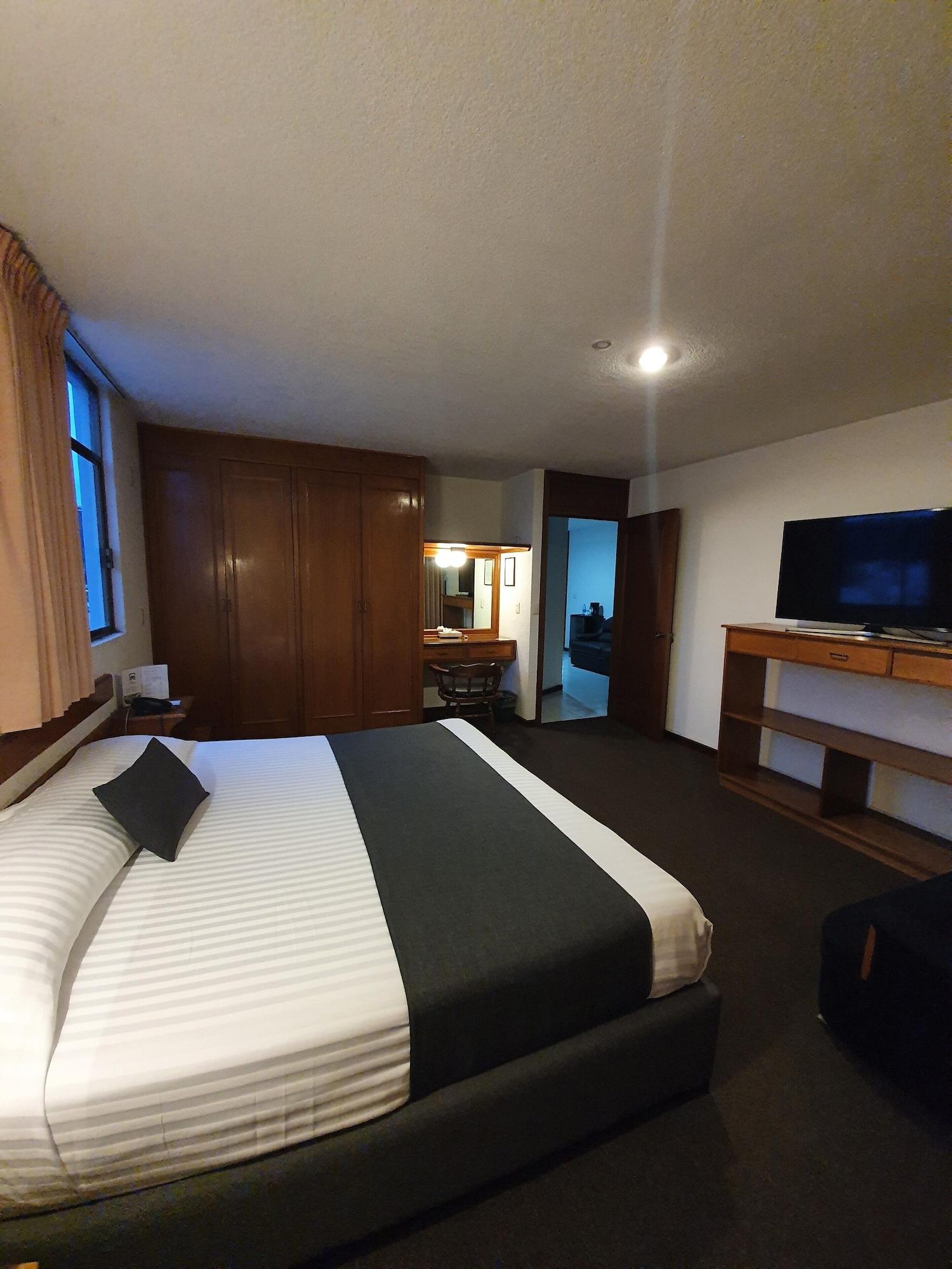 Estanza Hotel & Suites Morelia Extérieur photo