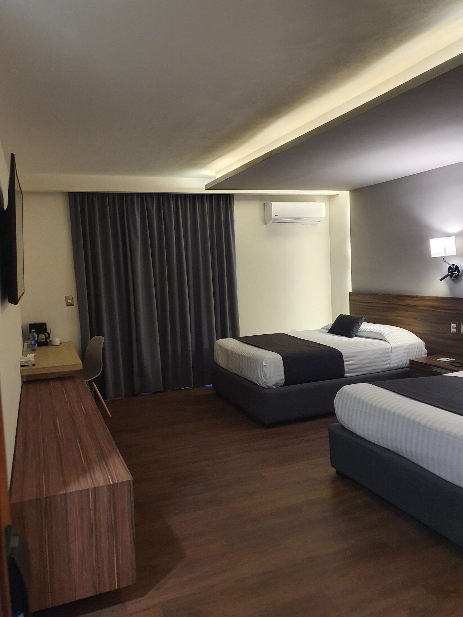 Estanza Hotel & Suites Morelia Extérieur photo