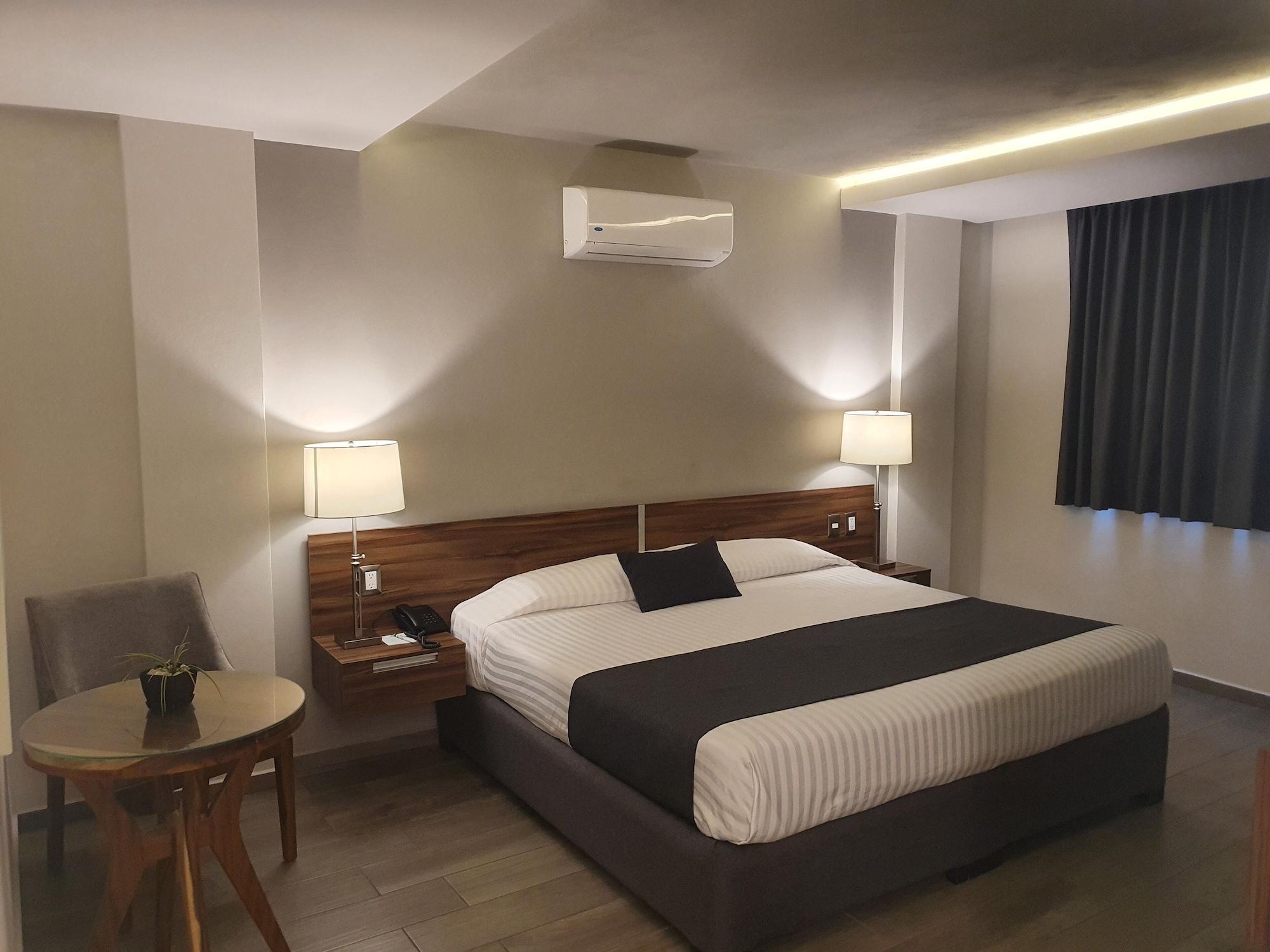 Estanza Hotel & Suites Morelia Extérieur photo