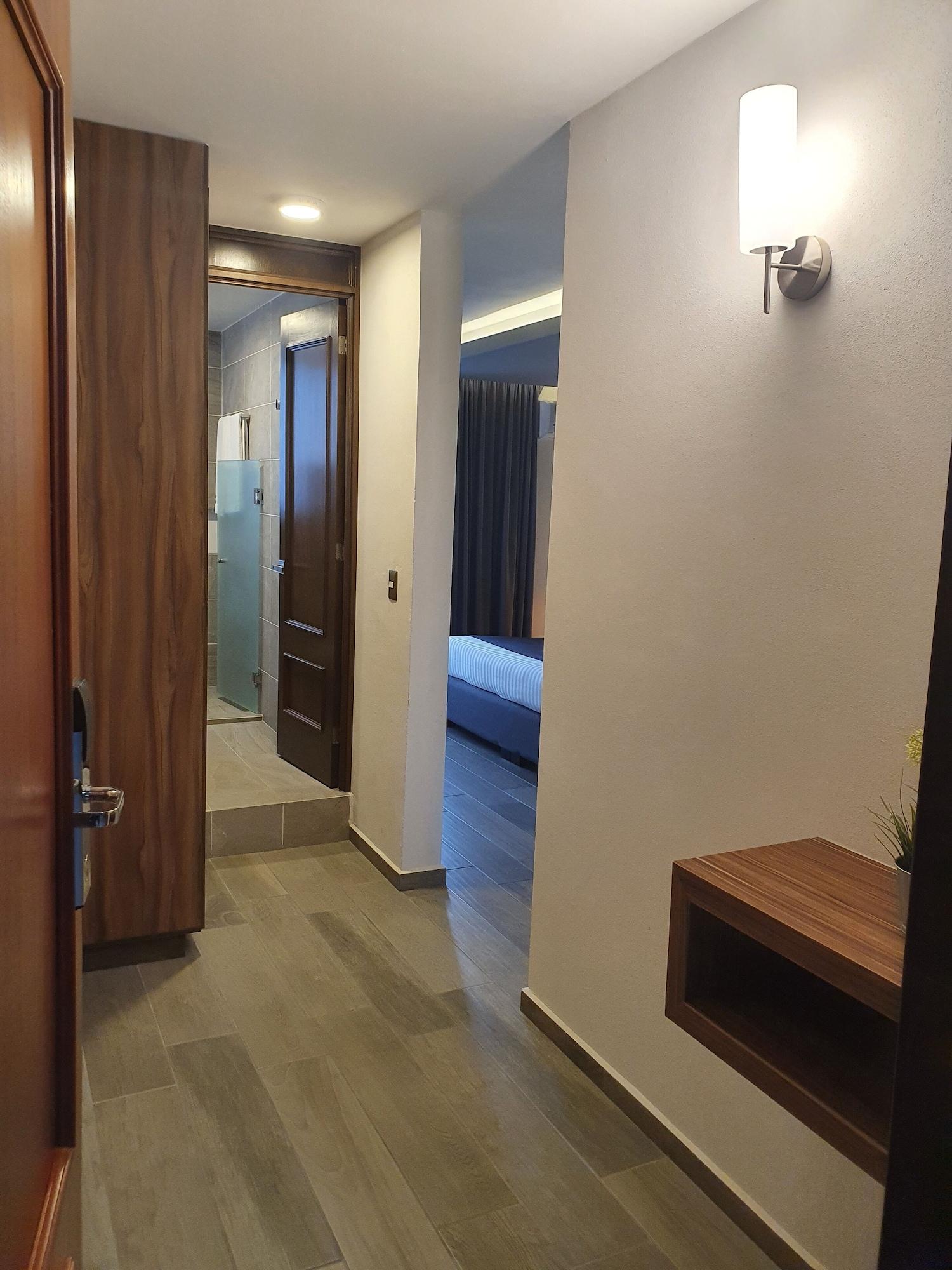 Estanza Hotel & Suites Morelia Extérieur photo