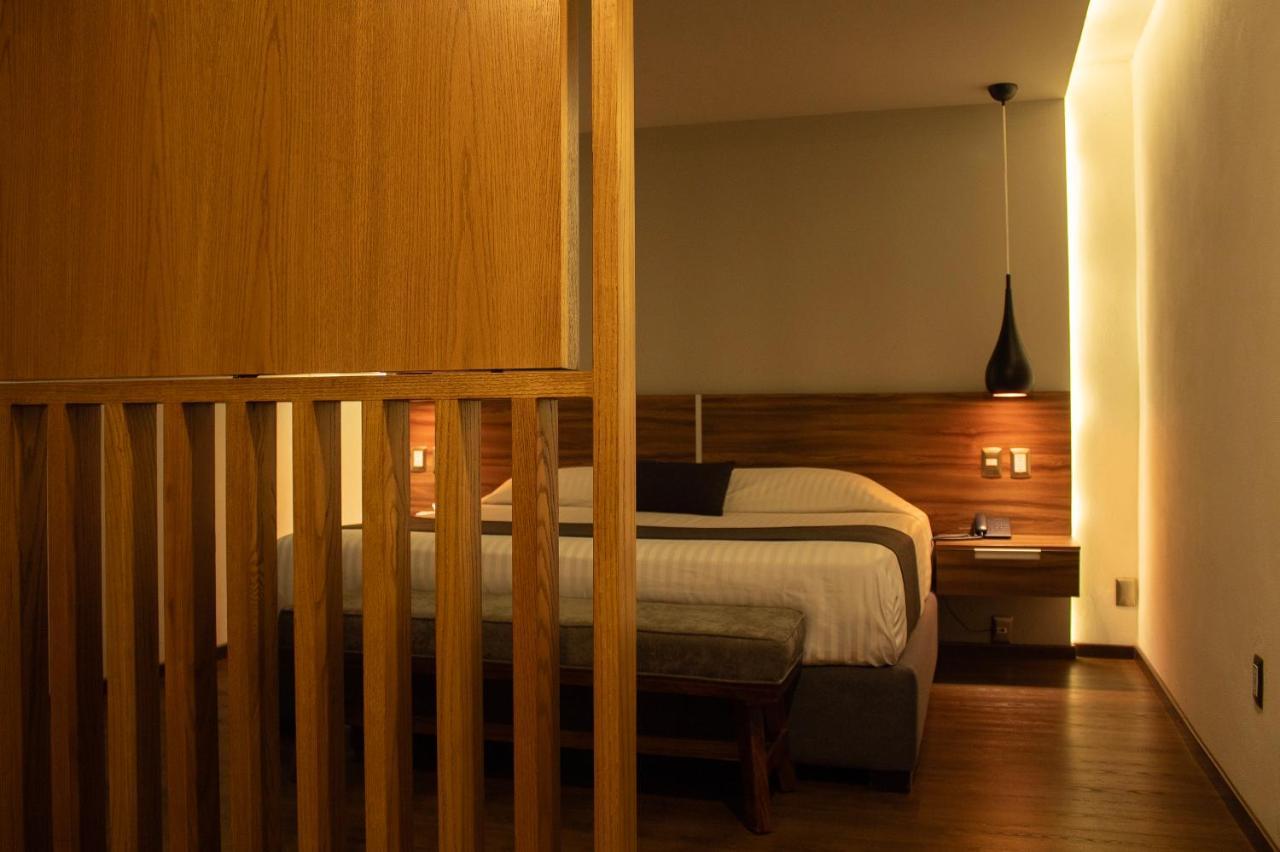 Estanza Hotel & Suites Morelia Extérieur photo