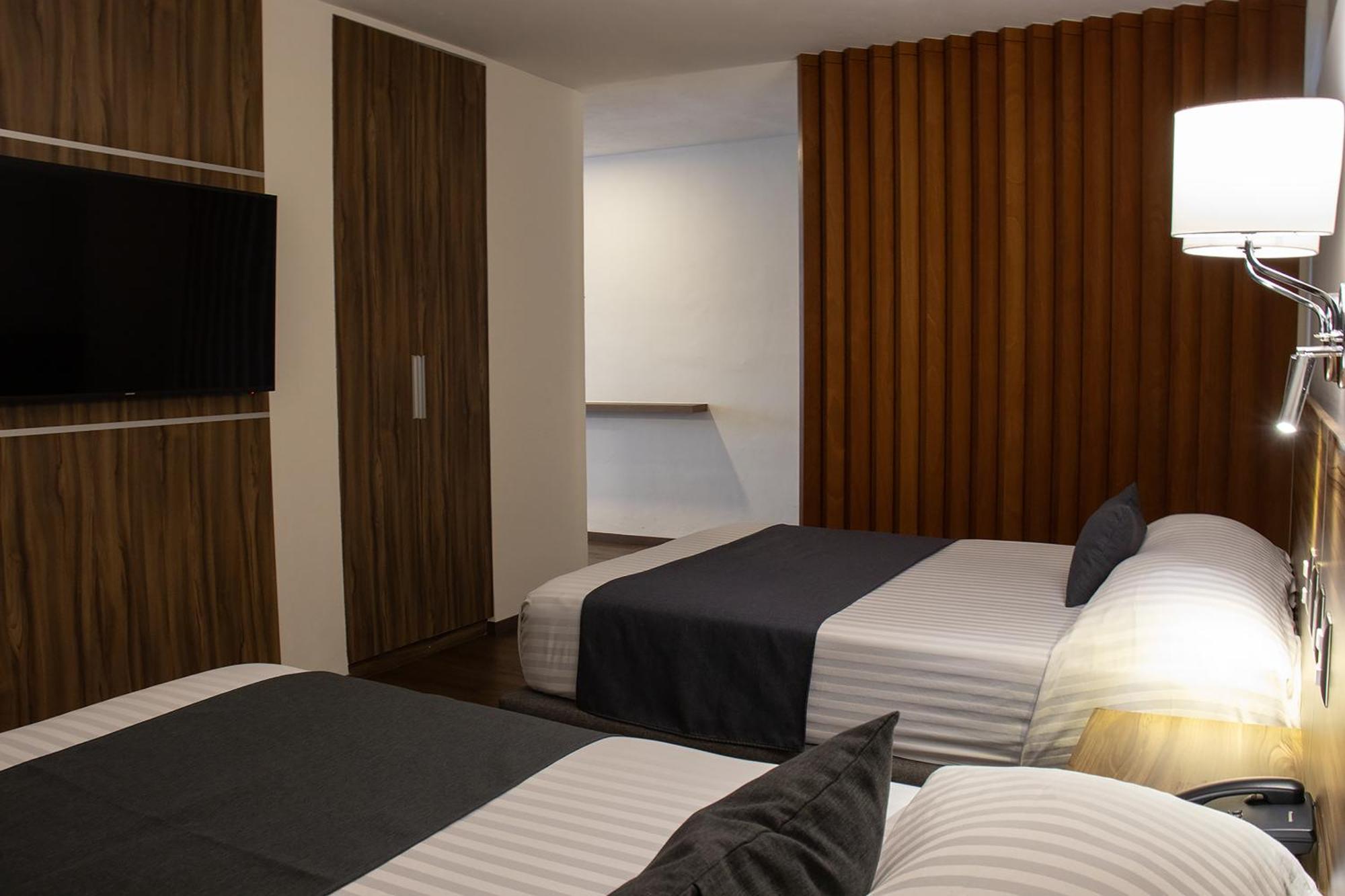 Estanza Hotel & Suites Morelia Extérieur photo