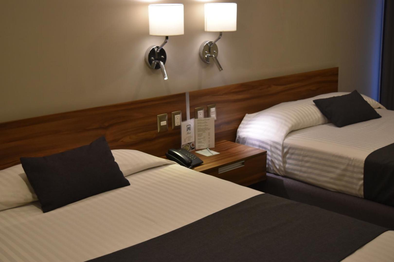 Estanza Hotel & Suites Morelia Chambre photo